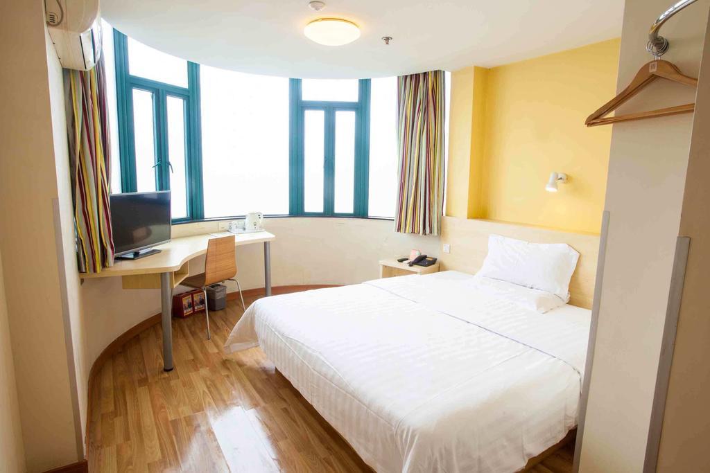 7Days Inn Luoyang Nanchang Road Wangfujing מראה חיצוני תמונה